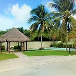 Jardines De La Costa